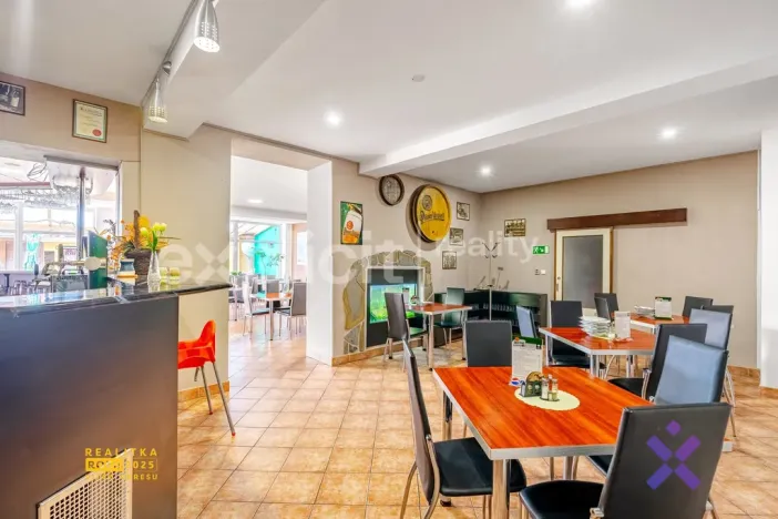 Prodej restaurace, Bojkovice, Sušilova, 1000 m2