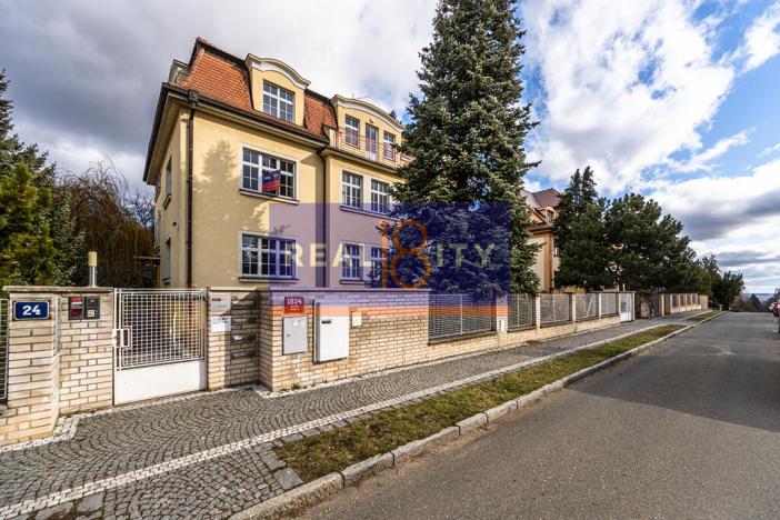 Pronájem kanceláře, Praha - Dejvice, Na viničních horách, 140 m2