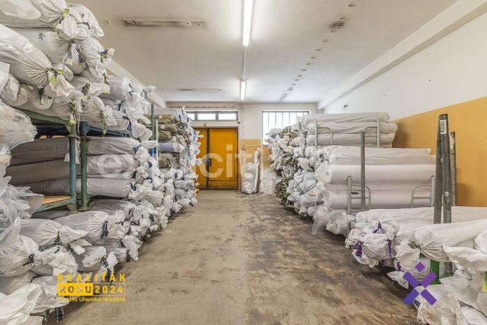 Prodej skladu, Uherský Brod, Vazová, 1990 m2