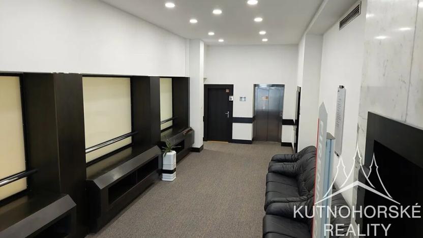 Pronájem kanceláře, Chrudim, Široká, 75 m2