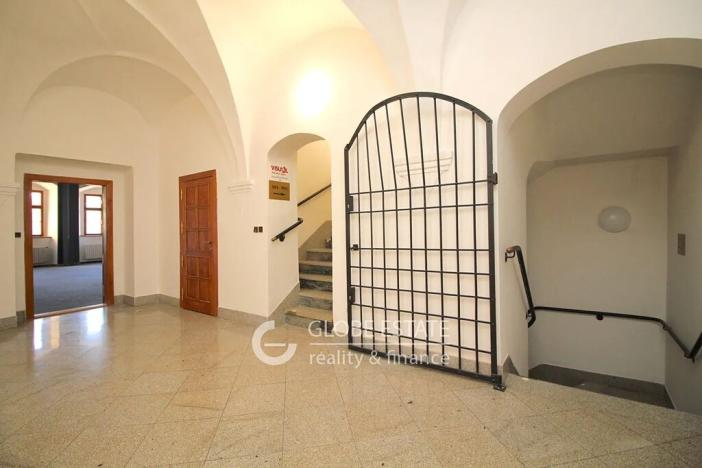 Prodej kanceláře, Jihlava, Masarykovo náměstí, 1141 m2