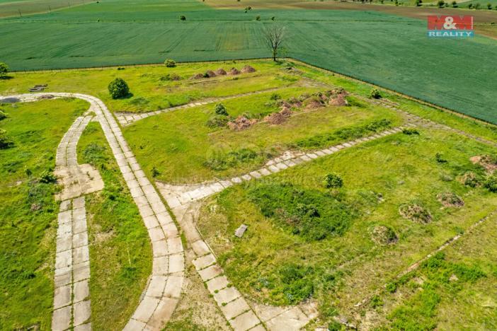 Prodej komerčního pozemku, Jevišovka, 45188 m2