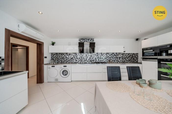 Prodej bytu 4+1, Ostrava, Nádražní, 89 m2