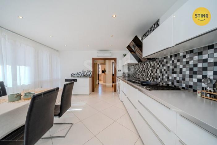 Prodej bytu 4+1, Ostrava, Nádražní, 89 m2