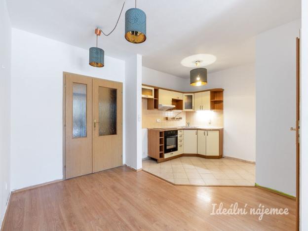 Pronájem bytu 2+kk, Horoměřice, Velvarská, 49 m2