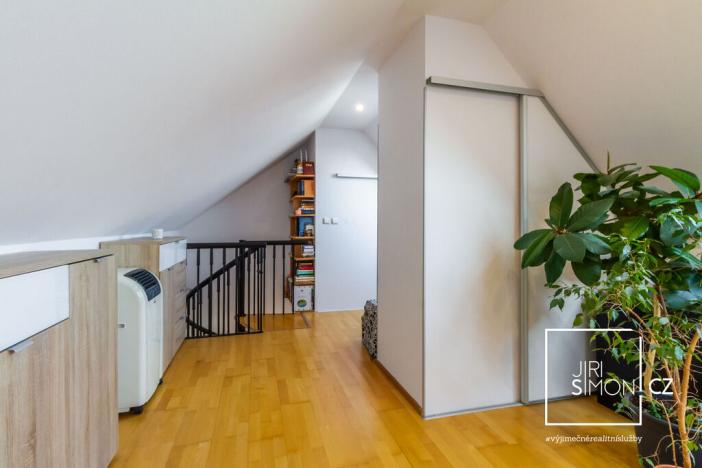 Prodej bytu 3+kk, Praha, 69 m2