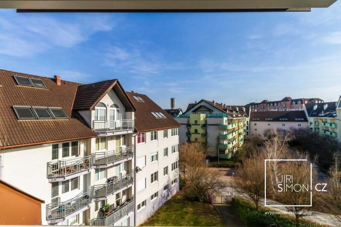 Prodej bytu 3+kk, Praha, 69 m2