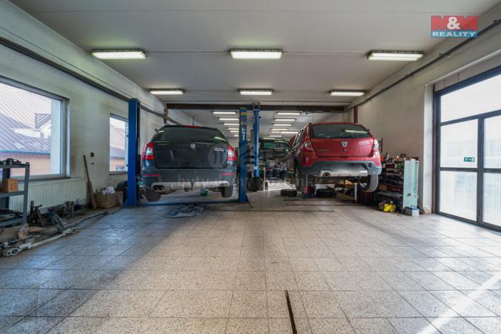 Prodej obchodního prostoru, Moravský Beroun, Dlouhá, 450 m2