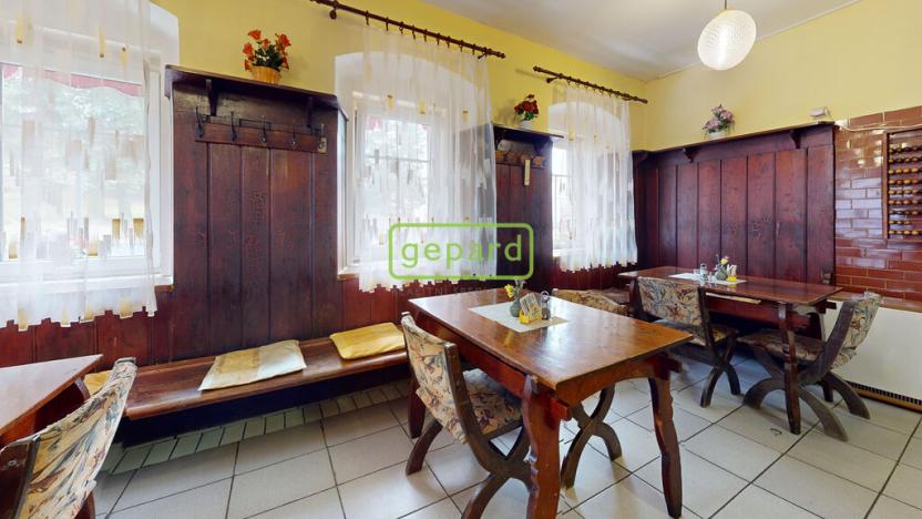 Prodej restaurace, Hora Svaté Kateřiny, nám. Pionýrů, 807 m2