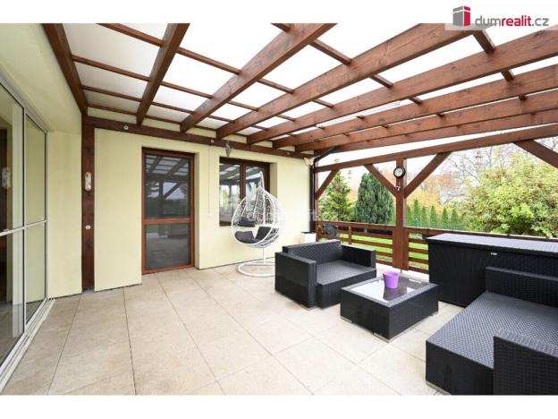 Prodej rodinného domu, Praha - Lochkov, K úvozu, 261 m2