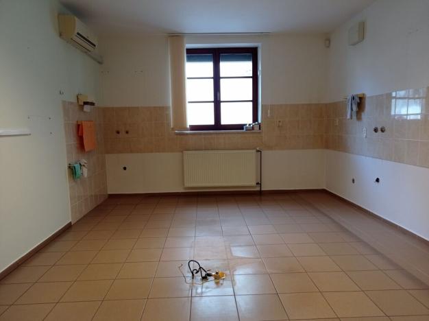 Prodej ordinace, Mikulov, Brněnská, 79 m2