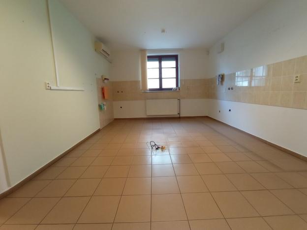 Prodej ordinace, Mikulov, Brněnská, 79 m2