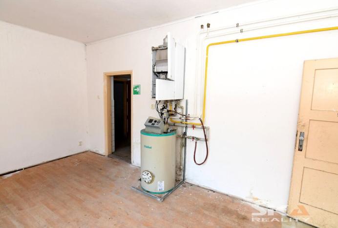 Prodej výrobních prostor, Louny, Říční, 2310 m2