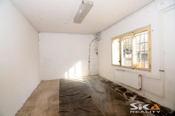 Prodej výrobních prostor, Louny, Říční, 2310 m2