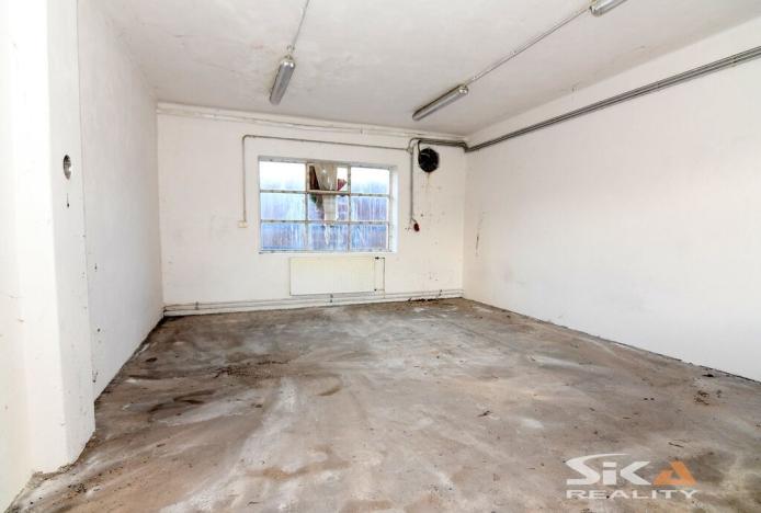 Prodej výrobních prostor, Louny, Říční, 2310 m2