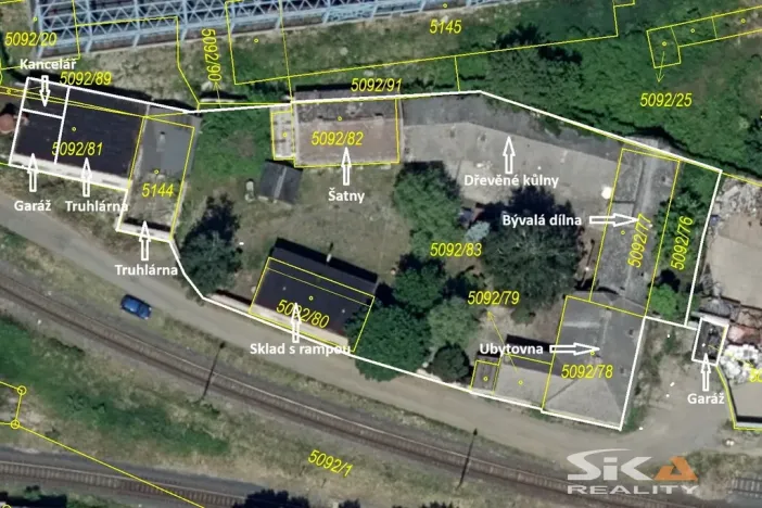 Prodej výrobních prostor, Louny, Říční, 2310 m2