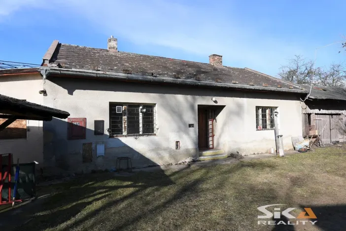 Prodej výrobních prostor, Louny, Říční, 2310 m2