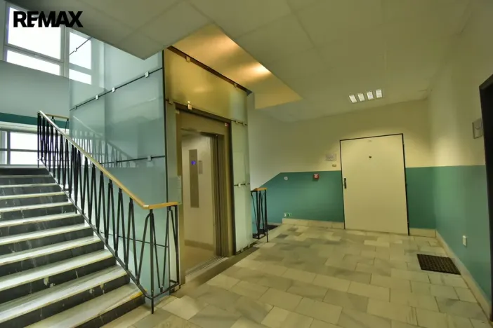 Pronájem kanceláře, Hradec Králové - Slezské Předměstí, Bratří Štefanů, 36 m2