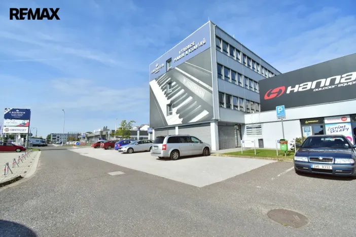 Pronájem kanceláře, Hradec Králové - Slezské Předměstí, Bratří Štefanů, 36 m2