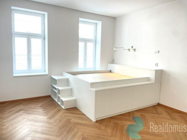 Pronájem bytu 1+1, České Budějovice, Fráni Šrámka, 48 m2