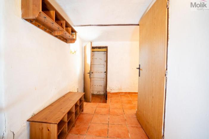 Prodej rodinného domu, Moldava, 390 m2