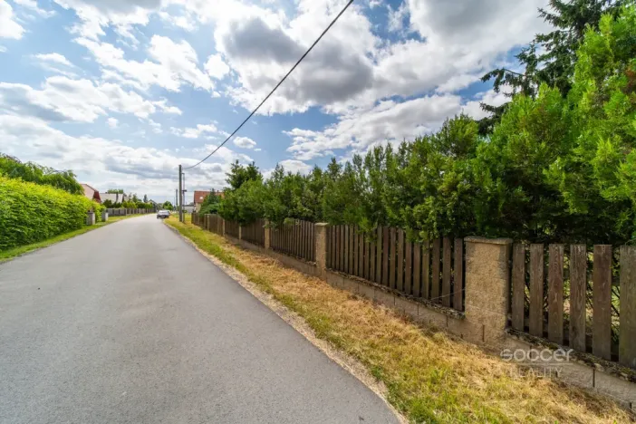 Prodej pozemku pro bydlení, Záryby, 1300 m2