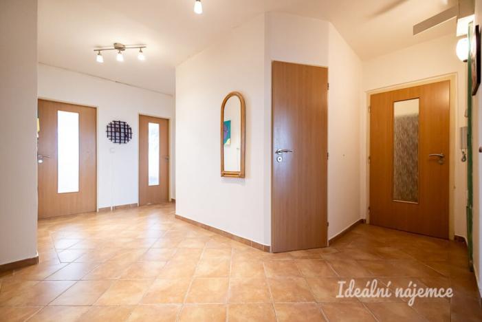 Pronájem bytu 4+kk, Praha - Horní Měcholupy, Milánská, 100 m2
