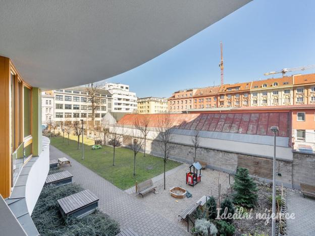 Pronájem bytu 2+kk, Praha - Libeň, Kurta Konráda, 53 m2