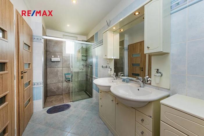 Prodej bytu 4+1, Příbram, Růžová, 178 m2