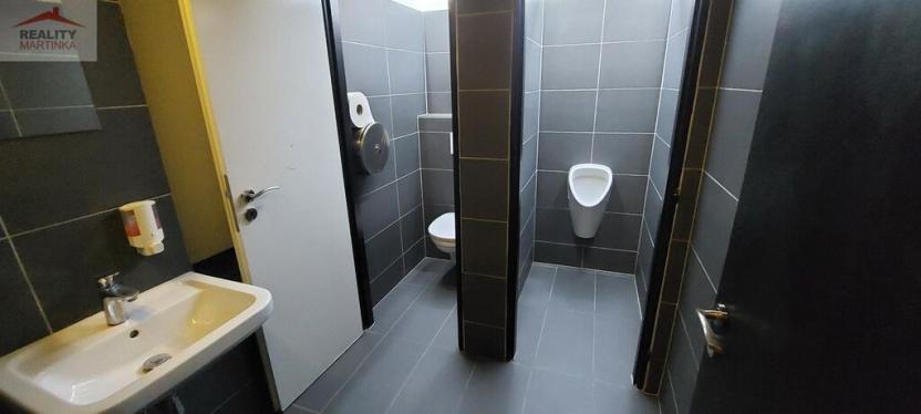 Pronájem obchodního prostoru, Valašské Meziříčí, Vsetínská, 130 m2