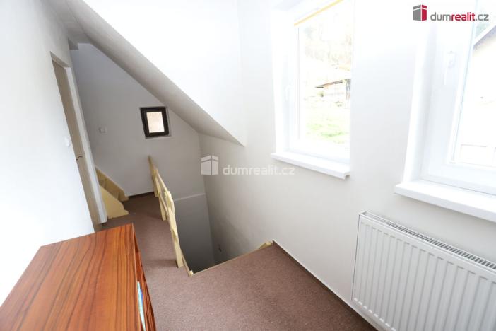 Prodej rodinného domu, Kraslice, B. Němcové, 120 m2