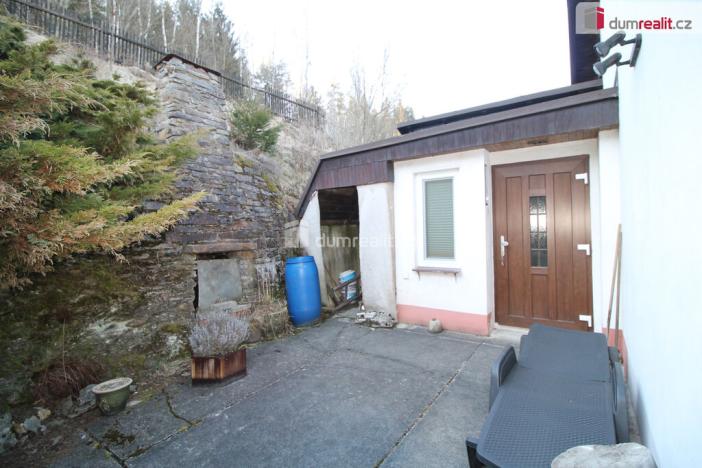 Prodej rodinného domu, Kraslice, B. Němcové, 120 m2