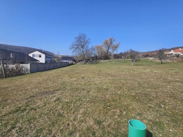 Prodej pozemku pro bydlení, Litoměřice - Pokratice, 1440 m2