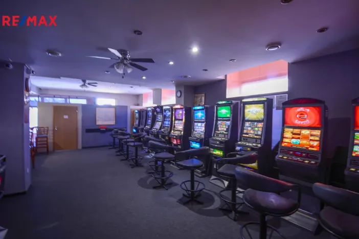 Prodej rodinného domu, Třebechovice pod Orebem, Masarykovo náměstí, 310 m2