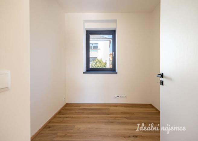 Pronájem bytu 3+kk, Hradec Králové - Pražské Předměstí, Albertova, 52 m2