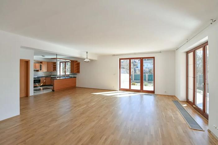 Prodej rodinného domu, Horoměřice, 350 m2