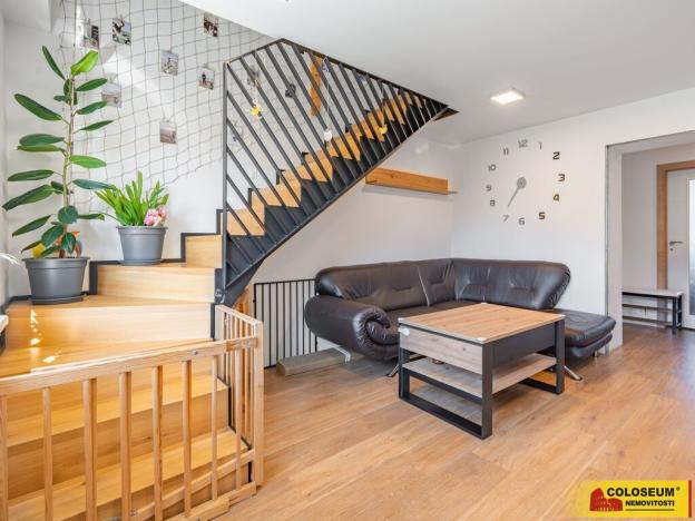 Prodej bytu 4+kk, Napajedla, 122 m2