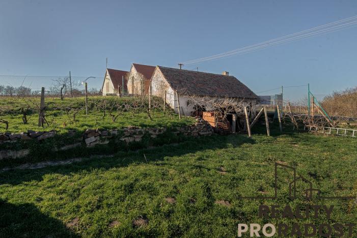 Prodej pozemku pro bydlení, Strachotice, 450 m2