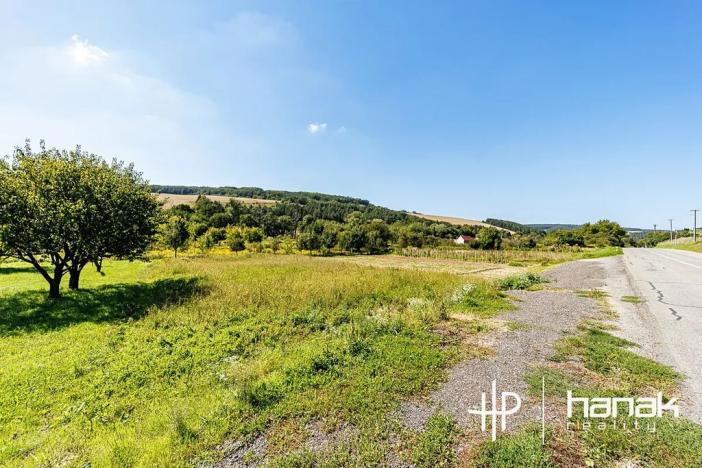 Prodej pozemku pro bydlení, Nemotice, 1812 m2