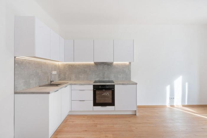 Prodej bytu 2+kk, Praha - Strašnice, Za poštou, 64 m2