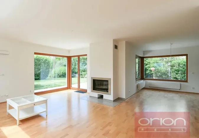 Pronájem rodinného domu, Praha - Jinonice, Vacínovská, 360 m2