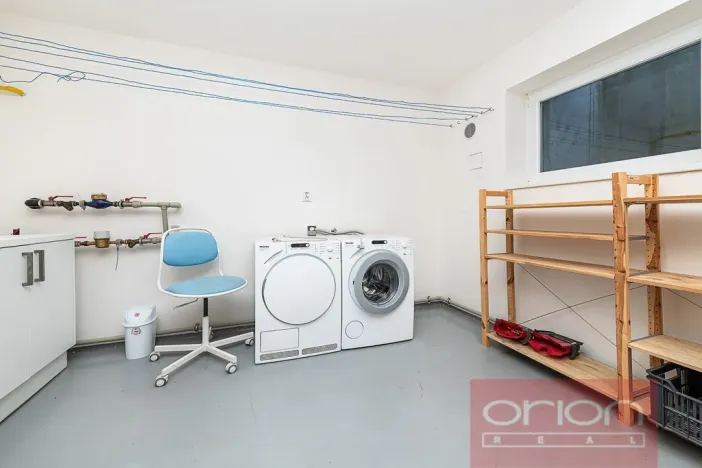 Pronájem rodinného domu, Praha - Jinonice, Vacínovská, 360 m2