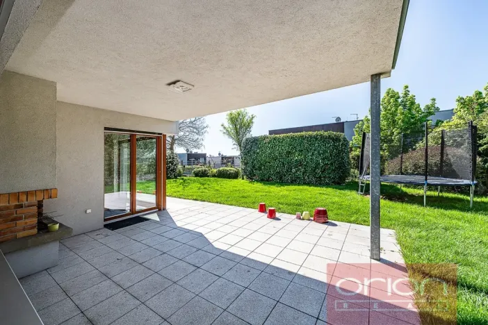 Pronájem rodinného domu, Praha - Jinonice, Vacínovská, 360 m2