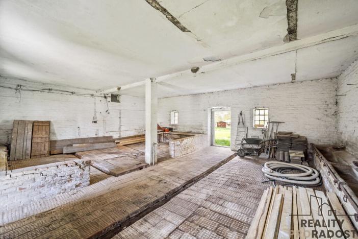 Prodej skladu, Holetín - Horní Holetín, 150 m2