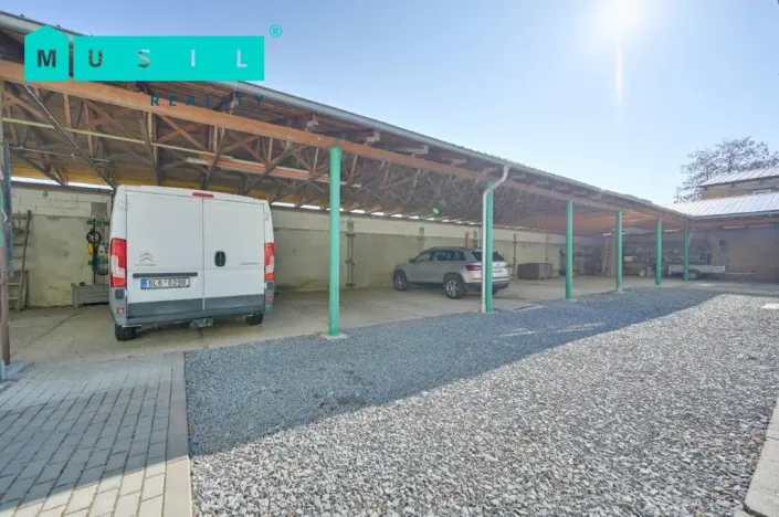 Prodej kanceláře, Olomouc - Neředín, 1500 m2