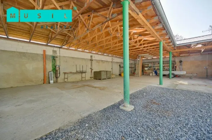 Prodej kanceláře, Olomouc - Neředín, 1500 m2