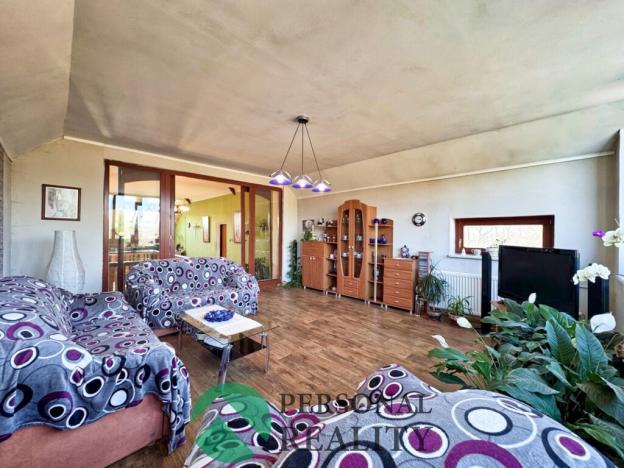 Prodej rodinného domu, Měrunice, 2560 m2