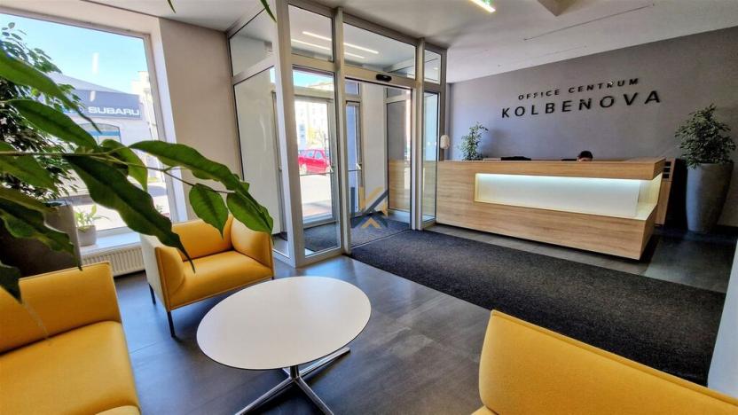 Pronájem kanceláře, Praha - Vysočany, Kolbenova, 197 m2