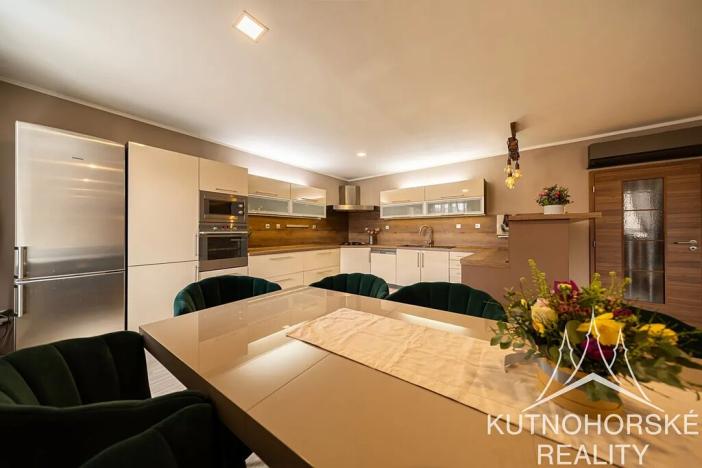 Prodej rodinného domu, Kutná Hora, Zvěřinova, 317 m2