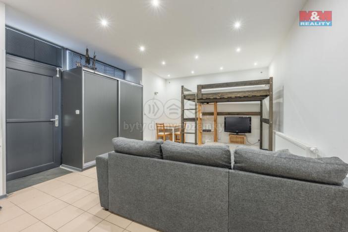 Prodej bytu 1+kk, Kladno - Švermov, Svojsíkova, 45 m2